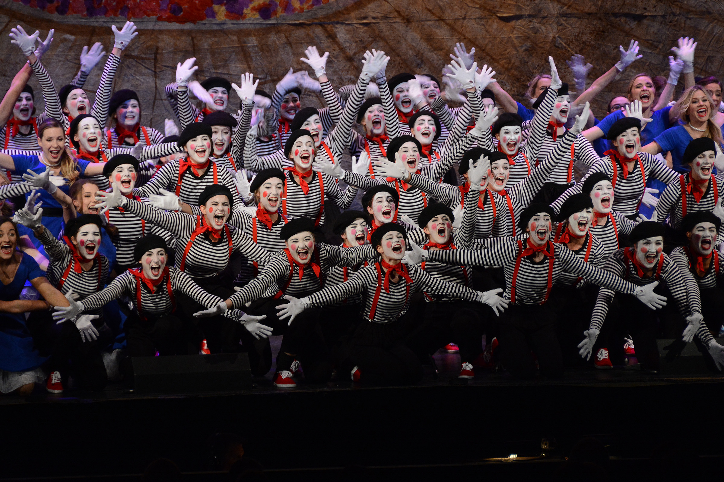 Sing 2017 PiPhi Photo